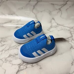 Kids Adidas Bubblecomfy Sneakers US Size 4K